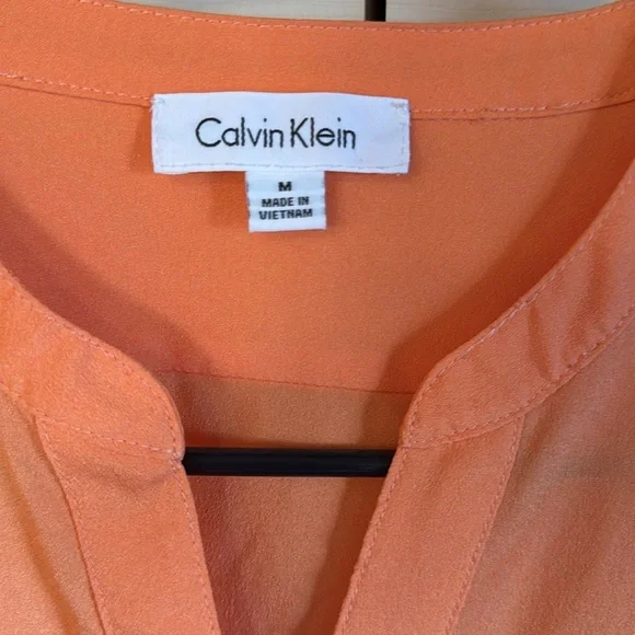 Calvin Klein sleeveless top - Picture 2 of 3